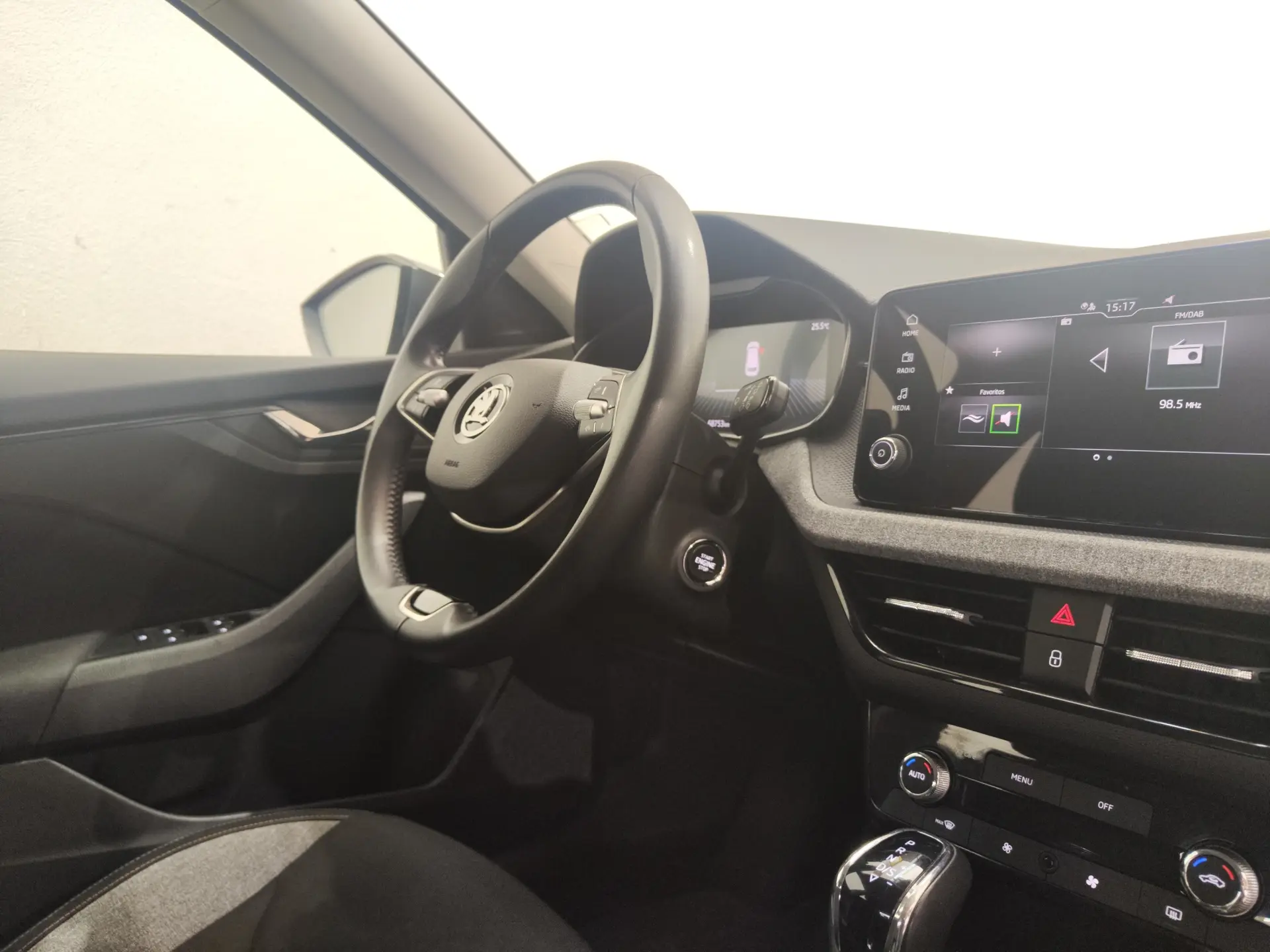 Skoda Kamiq 1.0 TSI Selection DSG 27