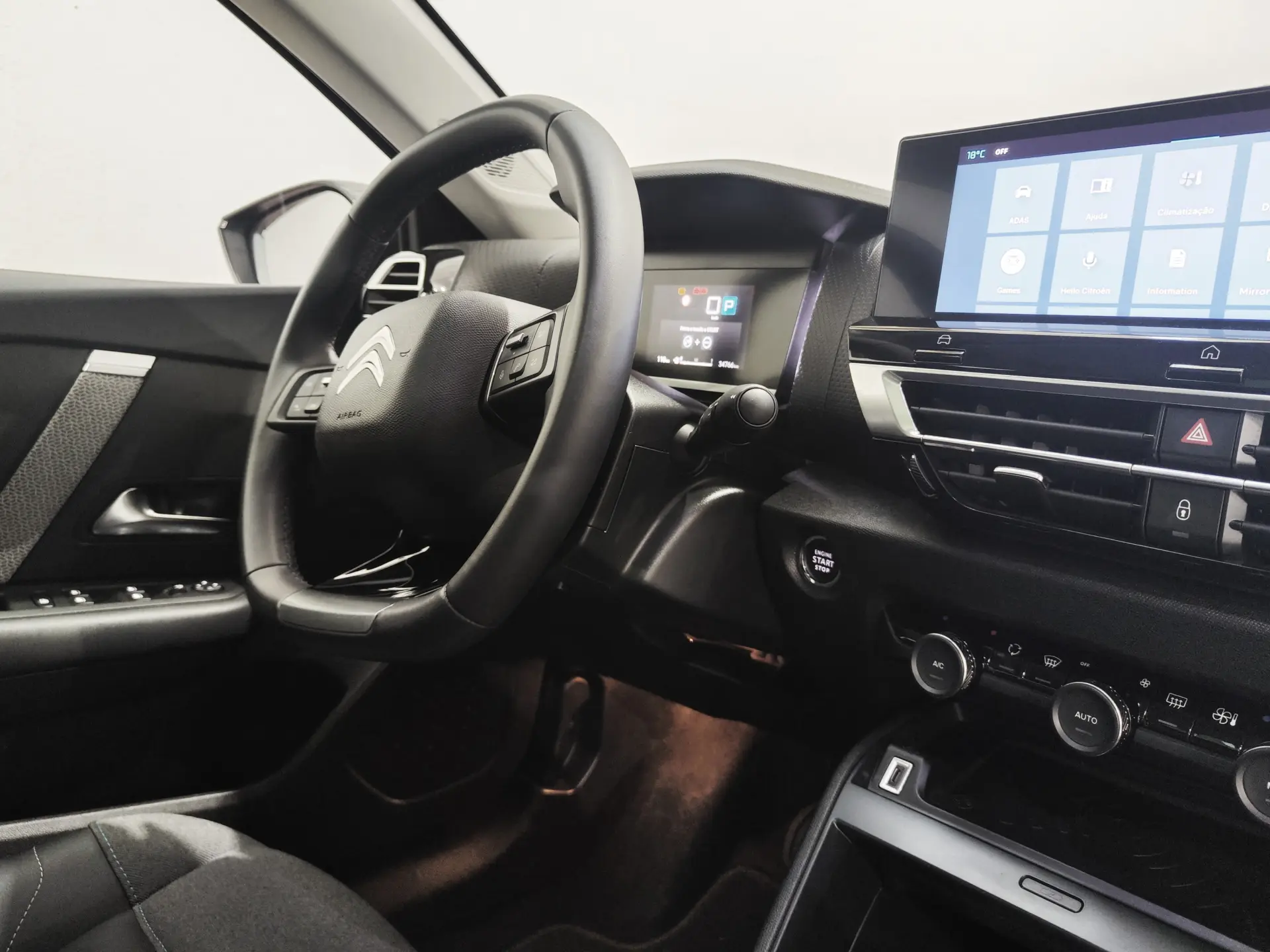 Citroen C4 X 1.2 PureTech Max EAT8 24