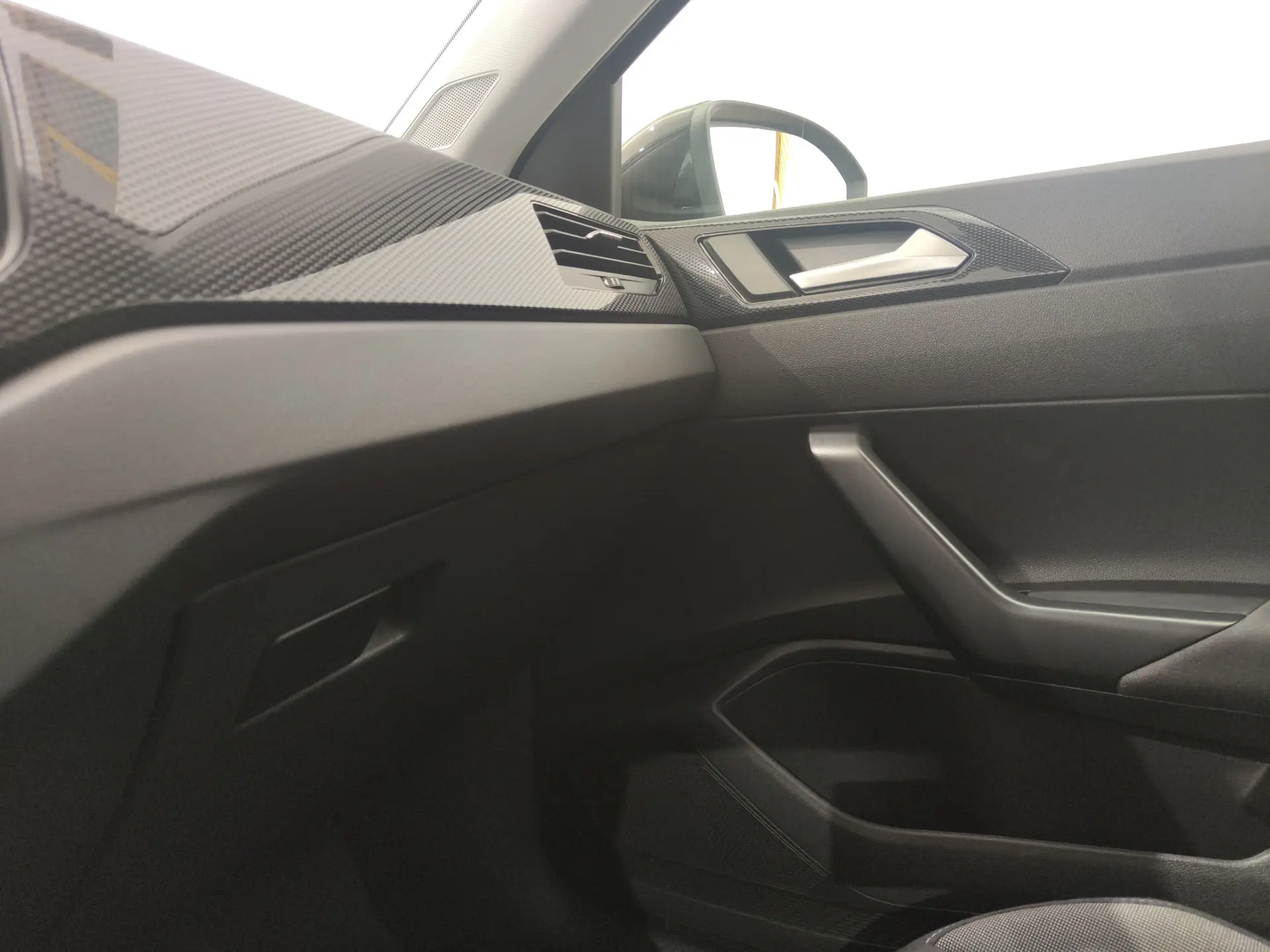Volkswagen Taigo 1.0 TSI Urban DSG 24