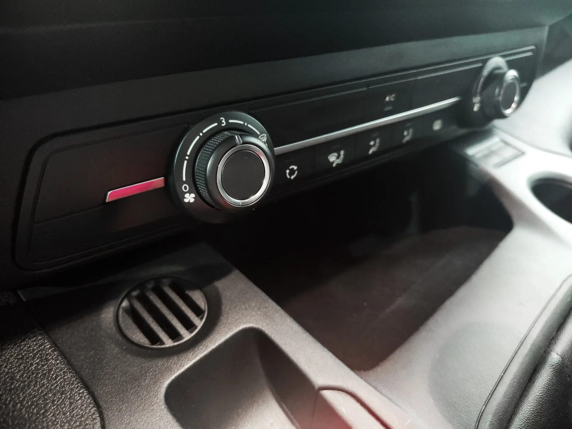 Fiat Doblo 1.5 BlueHDi Maxi 11