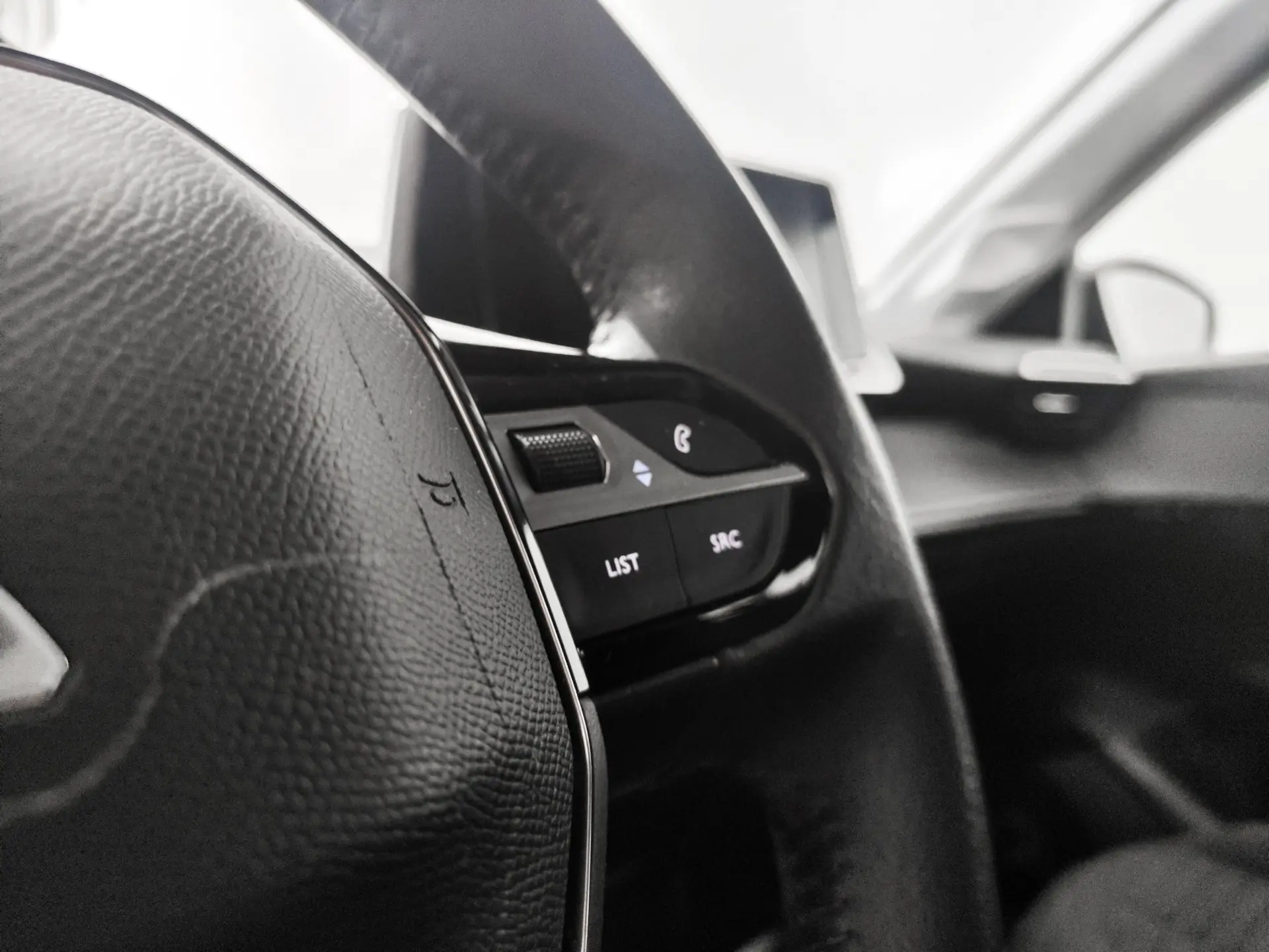 Peugeot 208 1.2 PureTech Active 12