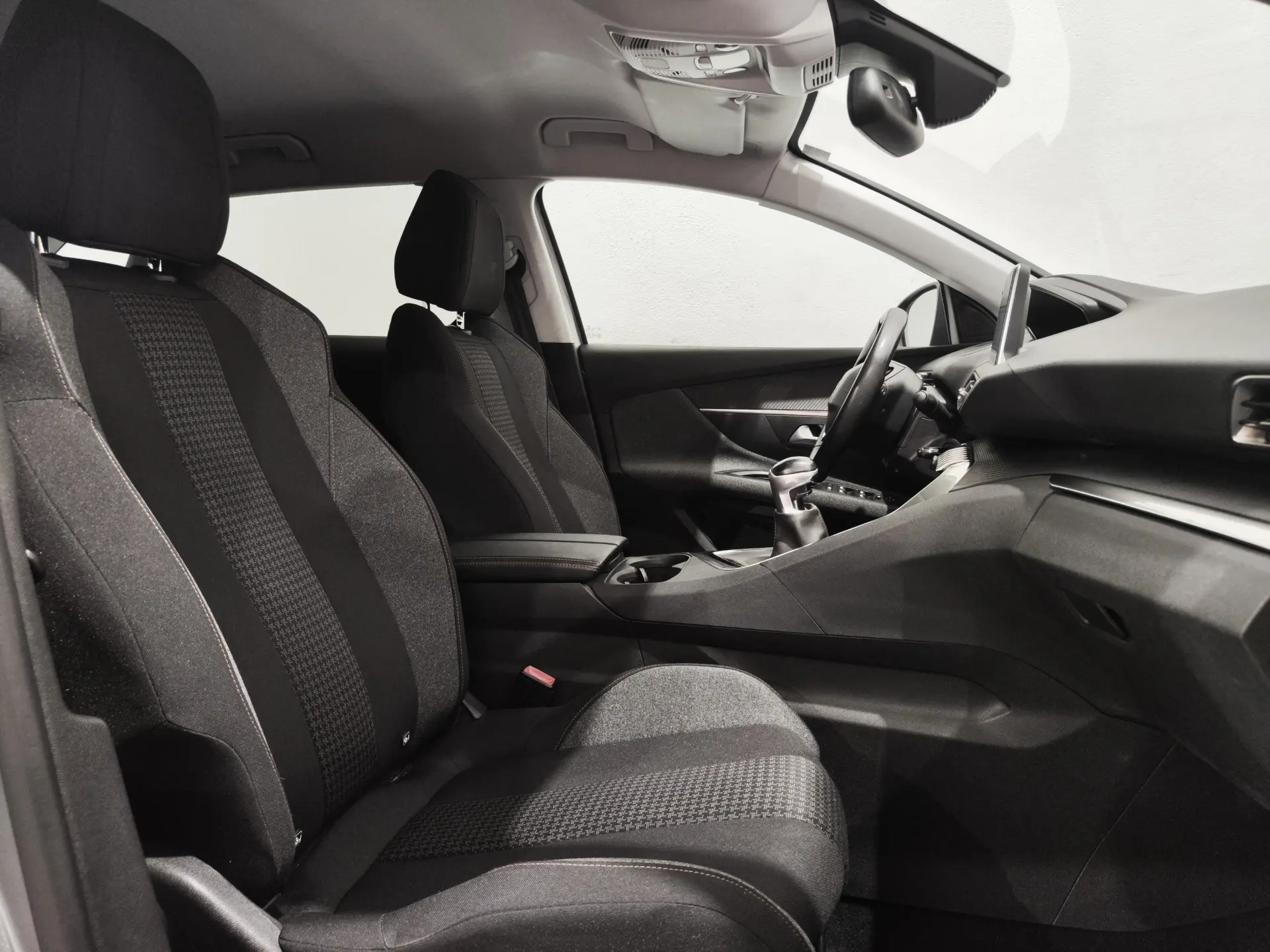 Peugeot 3008 1.5 BlueHDi Active 24