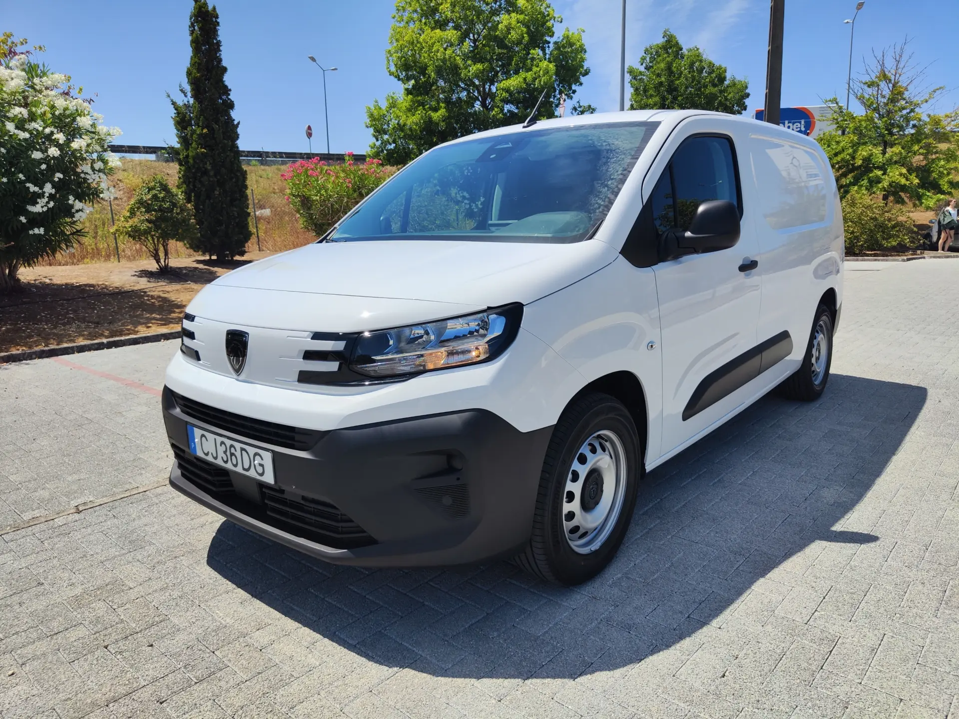 Peugeot e-Partner XL Elétrico 136cv - Bateria 50kwh 4