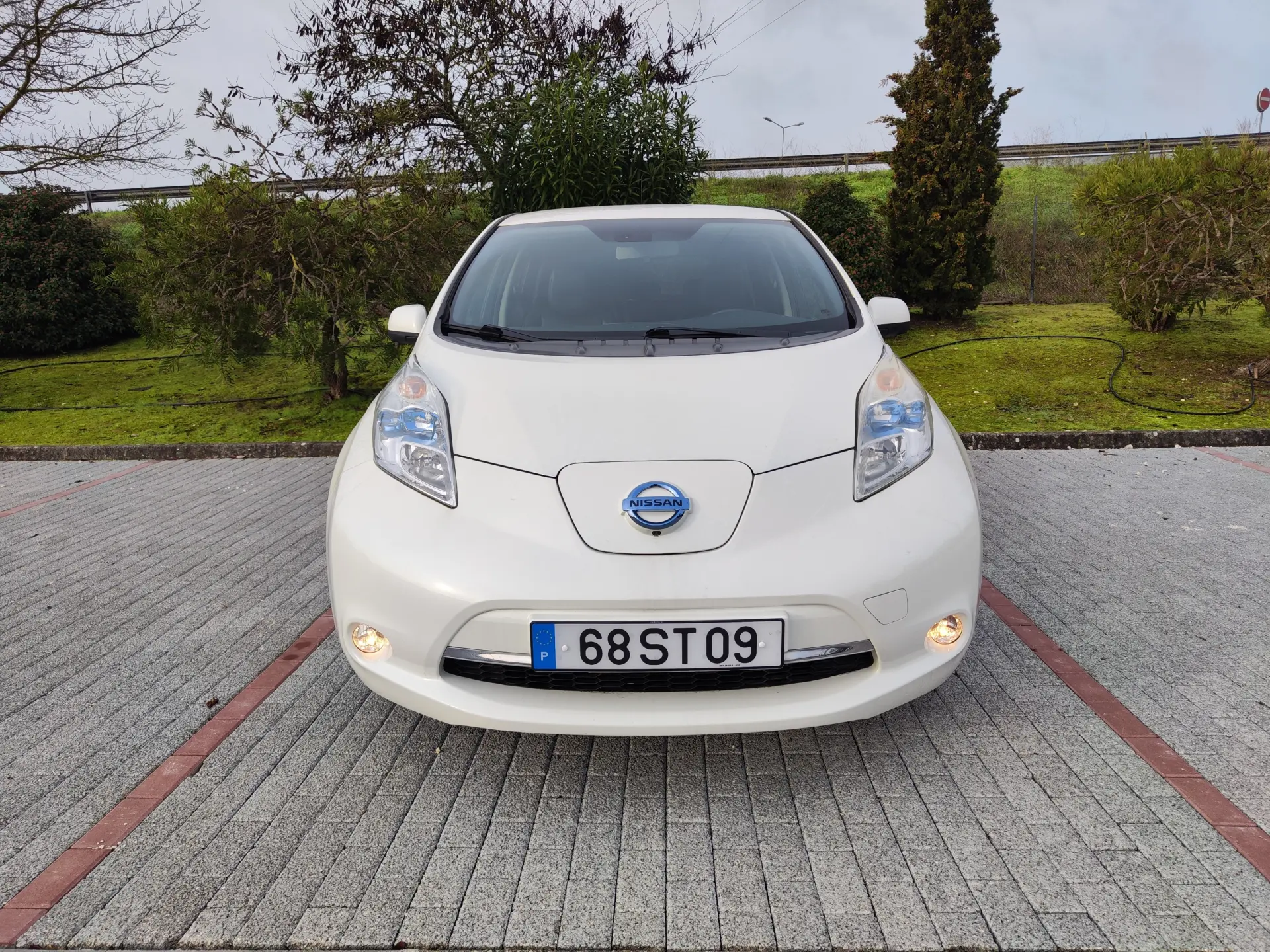 Nissan Leaf Acenta 30 kWh 2