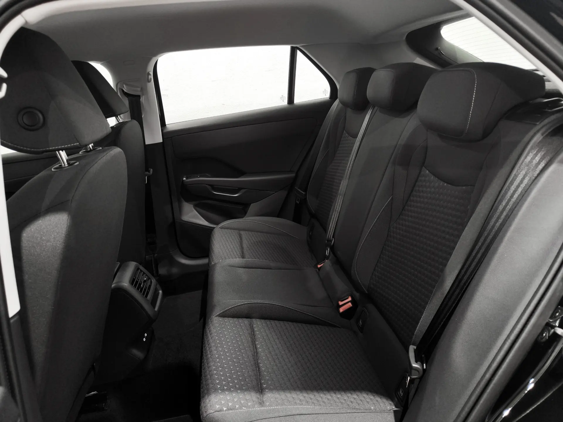 Volkswagen T-Roc 1.5 eTSI Trend DSG 6