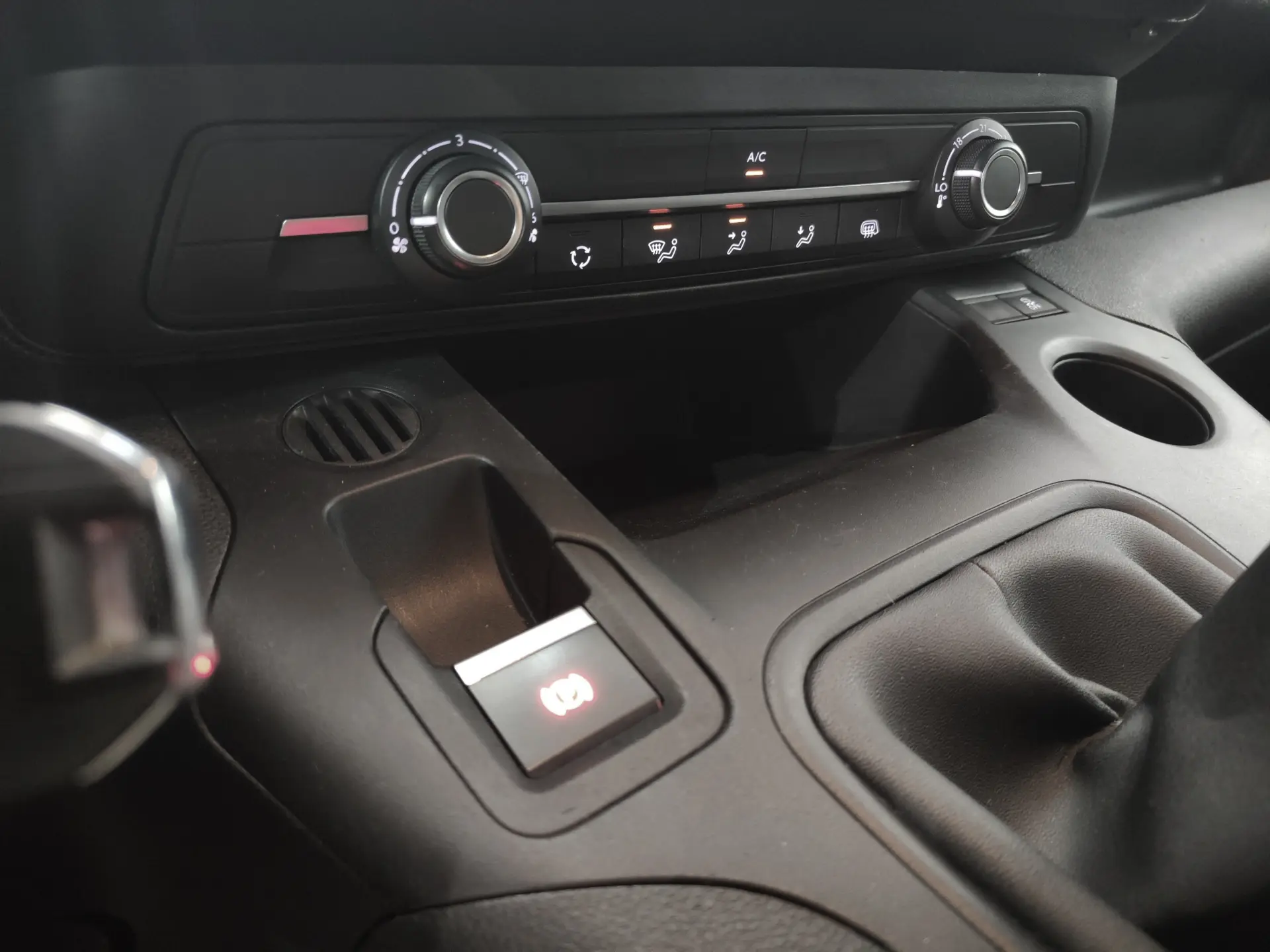 Peugeot Partner 1.6 BlueHDi Style 14