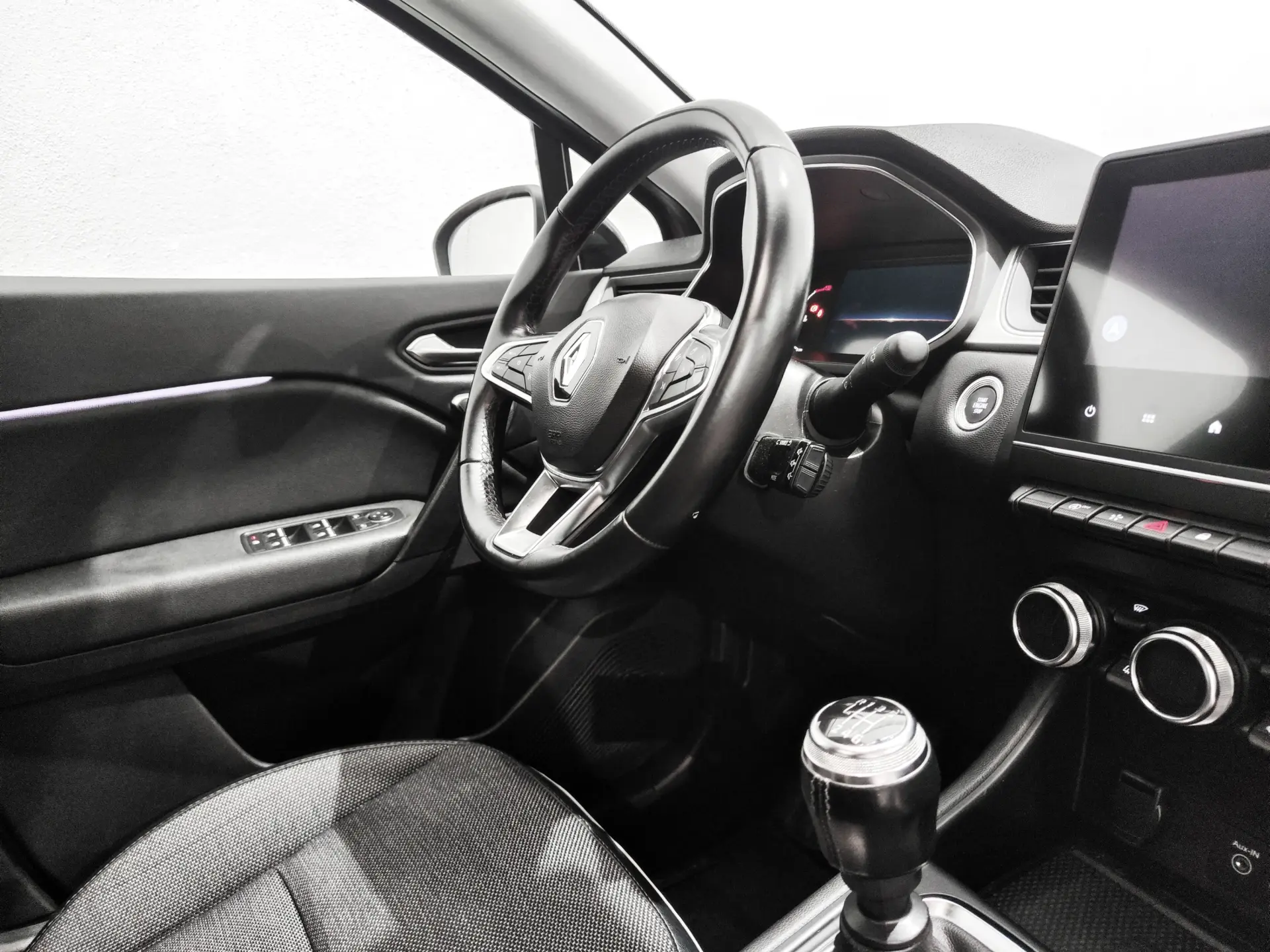 Renault Captur 1.0 TCe Techno 29