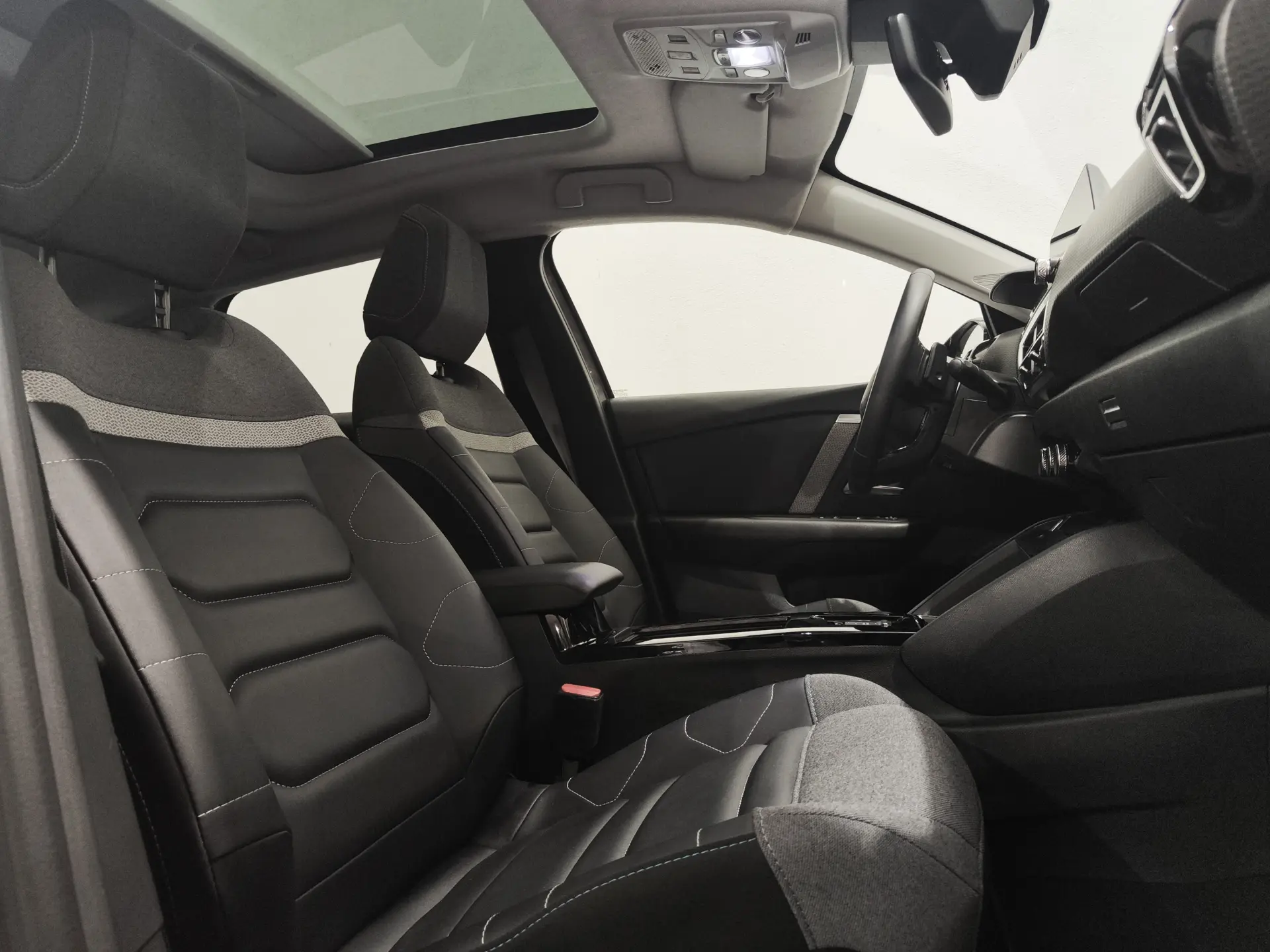 Citroen C4 X 1.2 PureTech Max EAT8 23