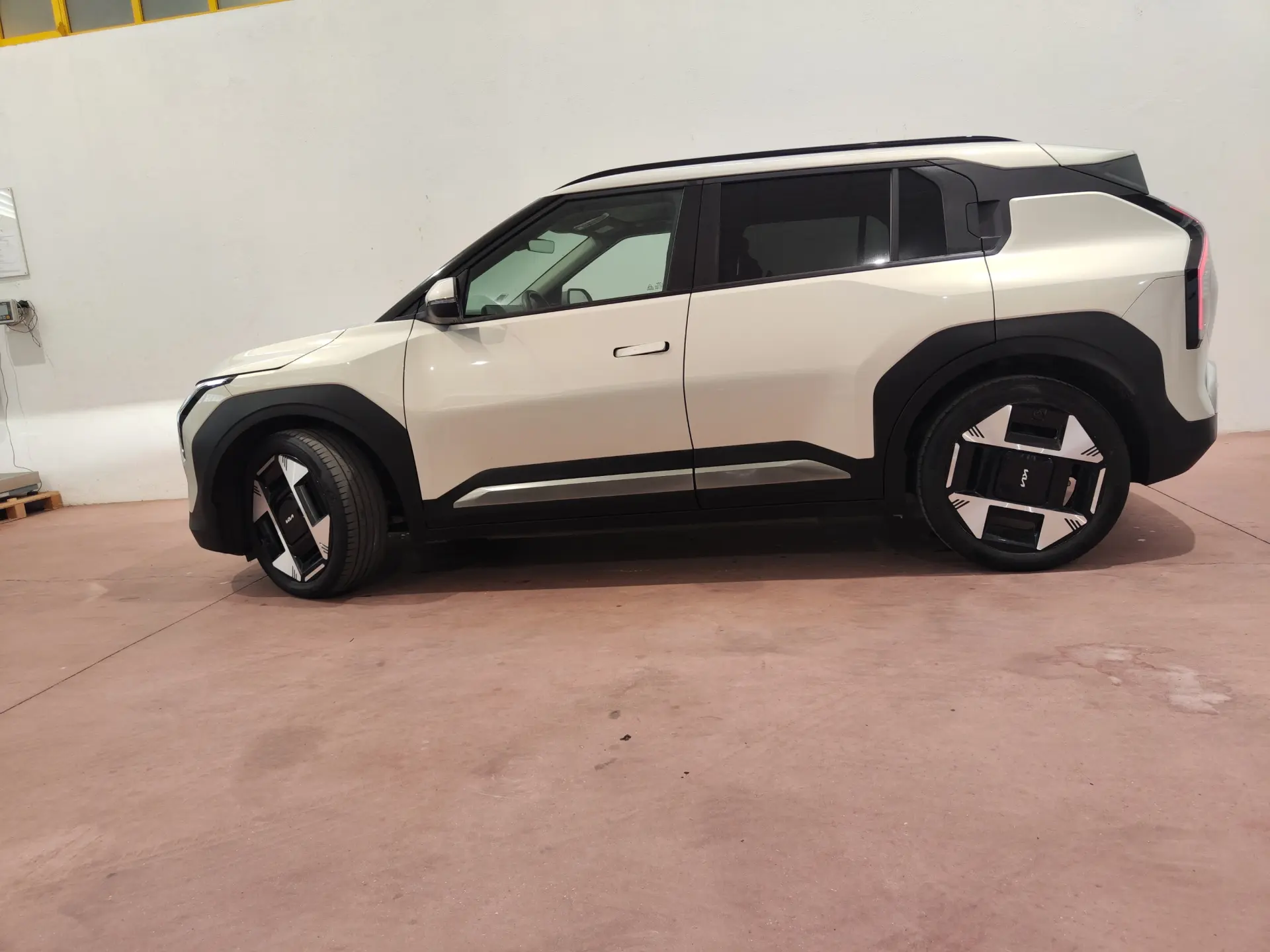Kia EV3 81.4 kWh Tech 8