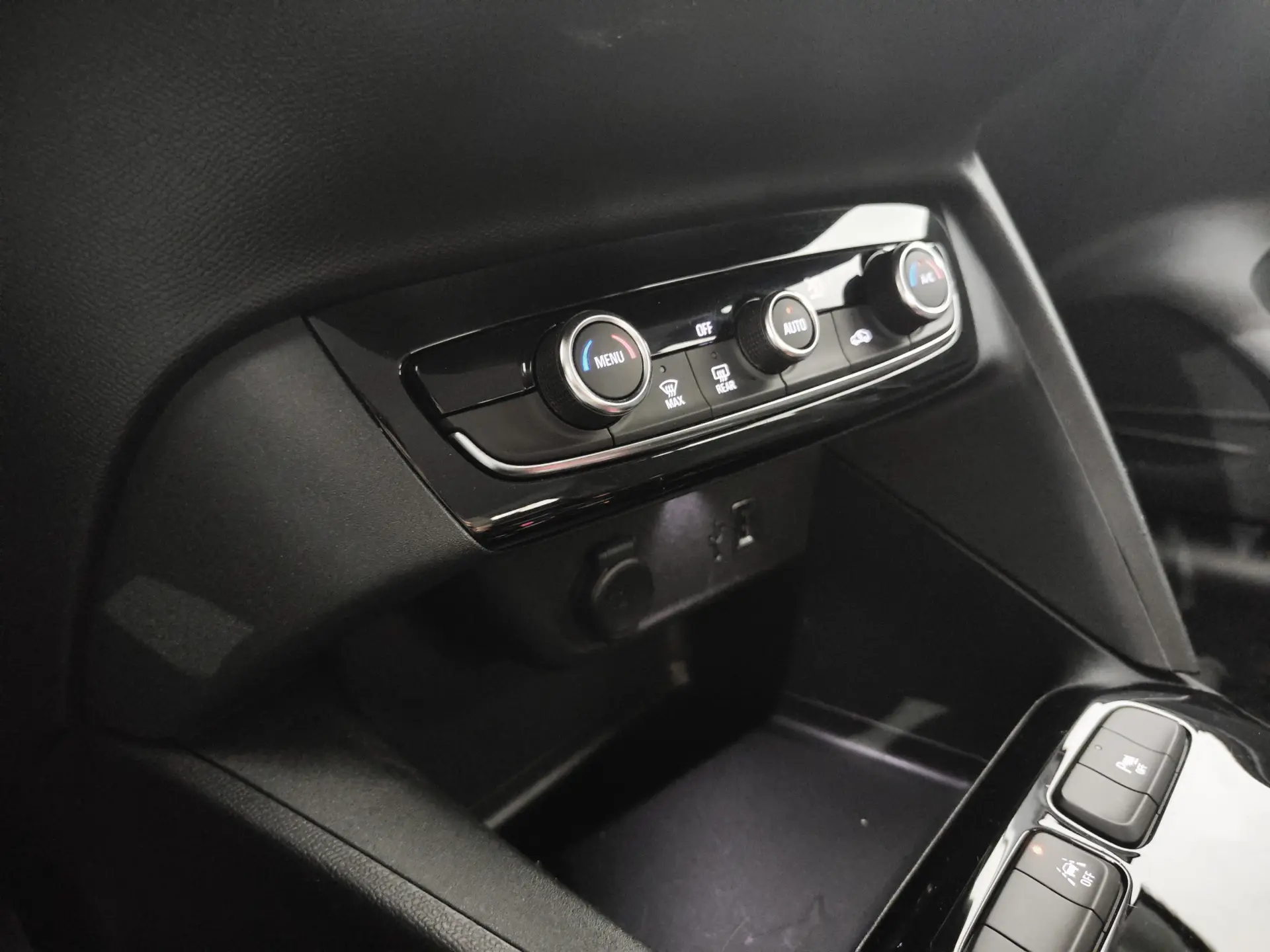 Opel Corsa-e 50 kWh 14