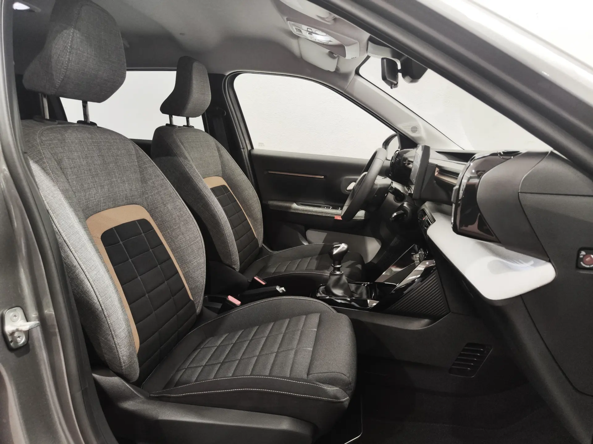 Citroen C3 Aircross 1.2 PureTech Plus 26