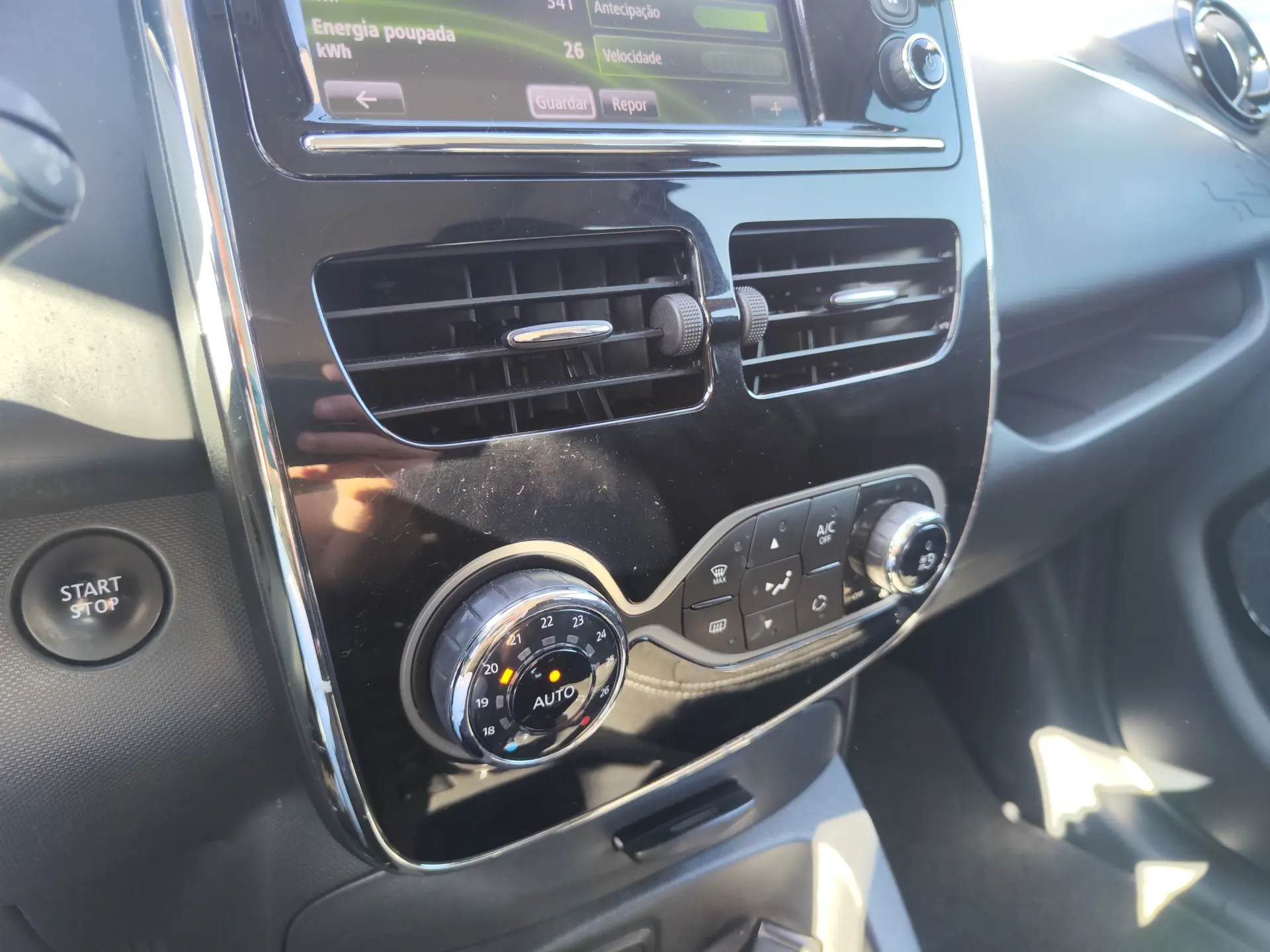 Renault Zoe (c/ Bateria) Limited 40 19