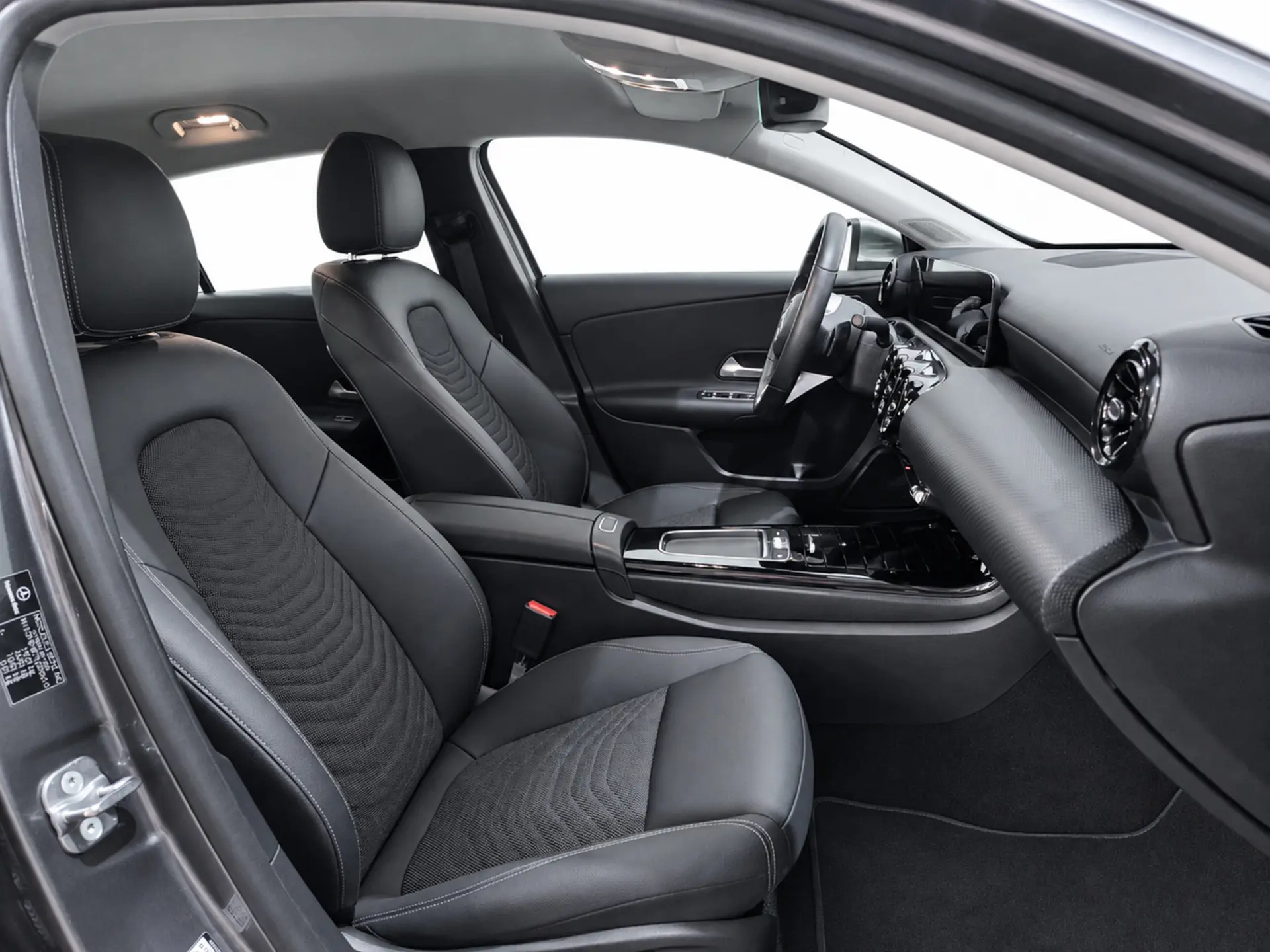 Mercedes-Benz A 200 Standard 4