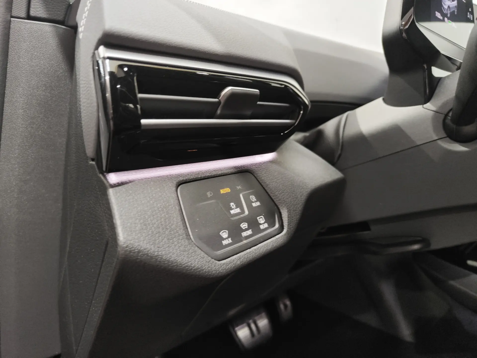 Volkswagen ID.4 77 kWh Pro 10