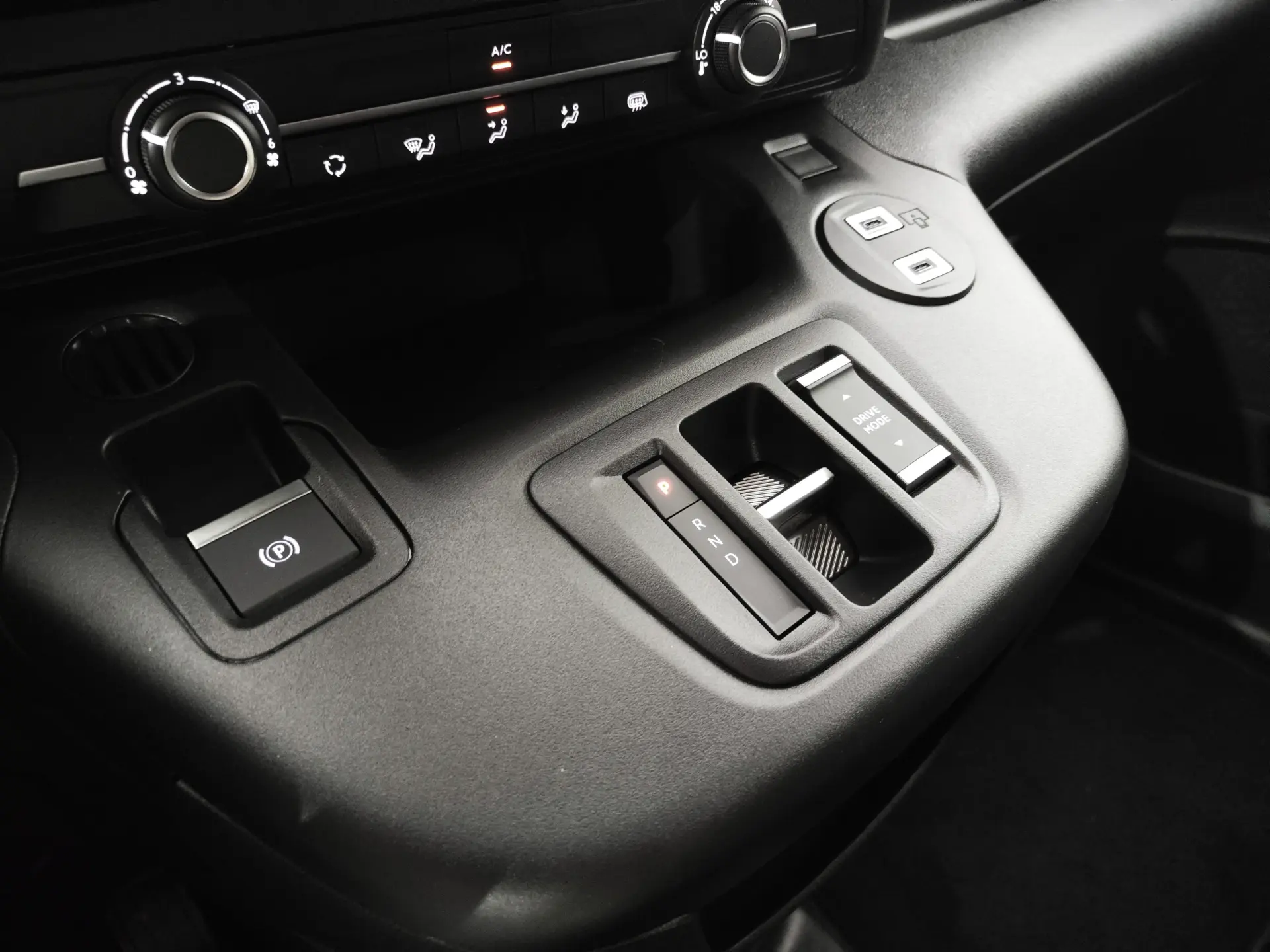 Fiat e-Dobló 50 kWh XL 10