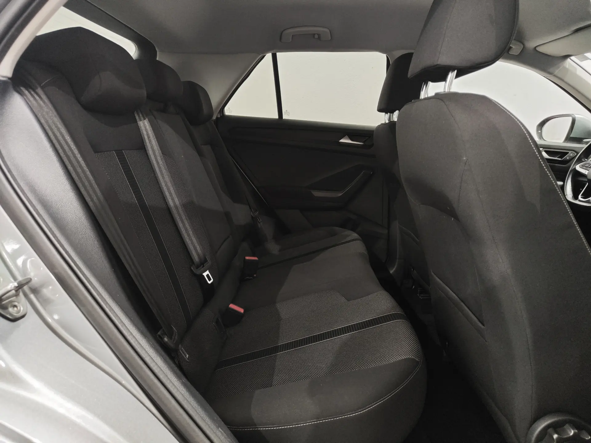 Volkswagen T-Roc 1.0 TSI 23