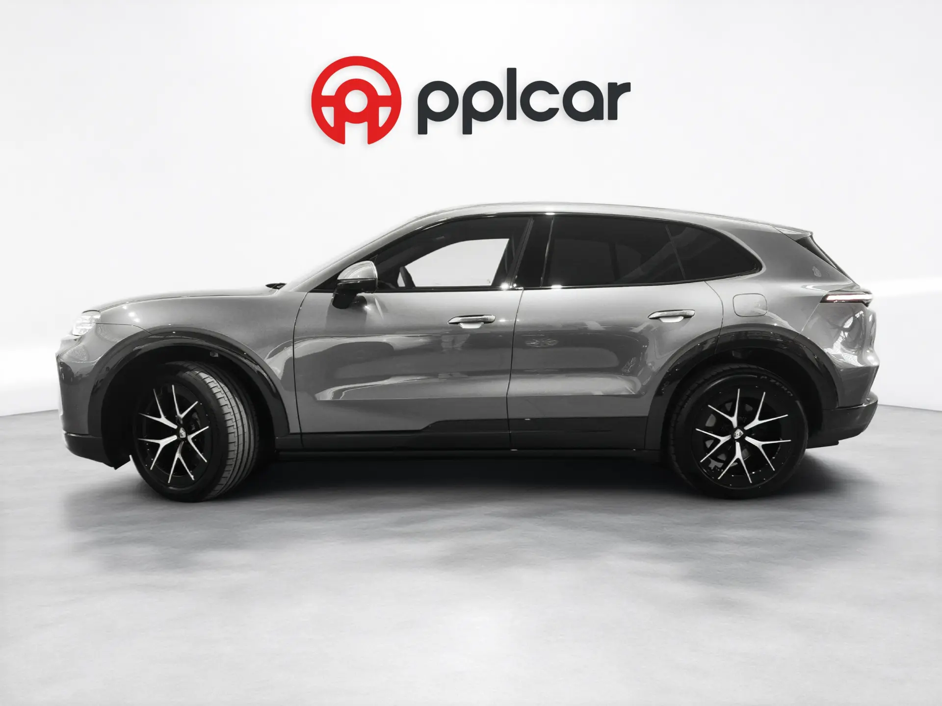Porsche Cayenne Electric 3