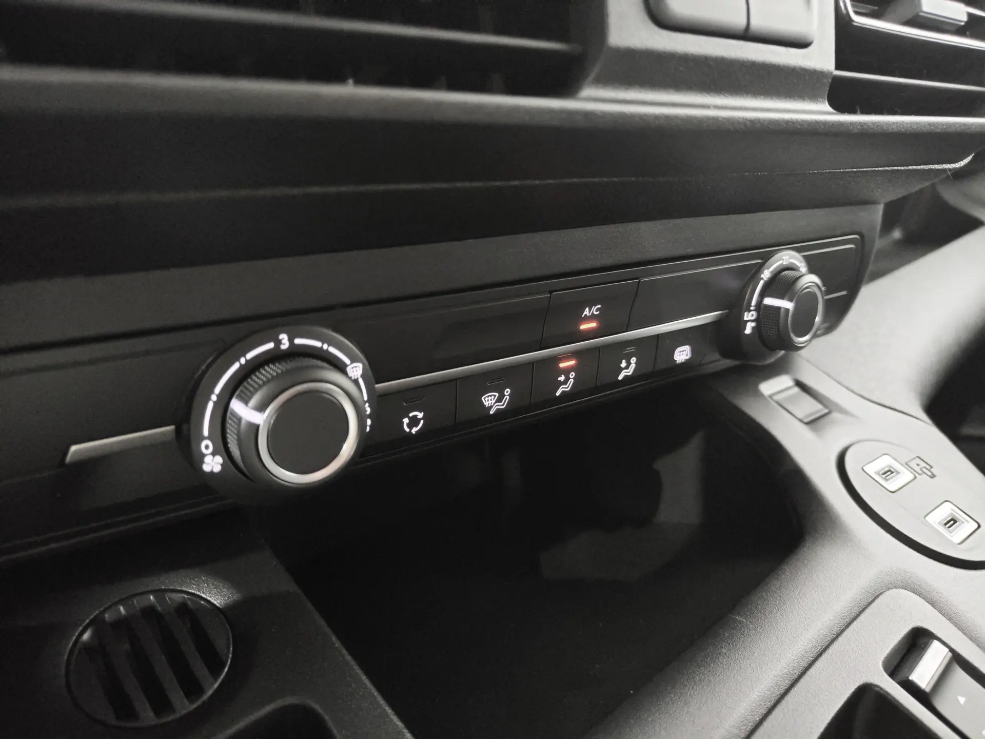 Fiat e-Dobló 50 kWh XL 11