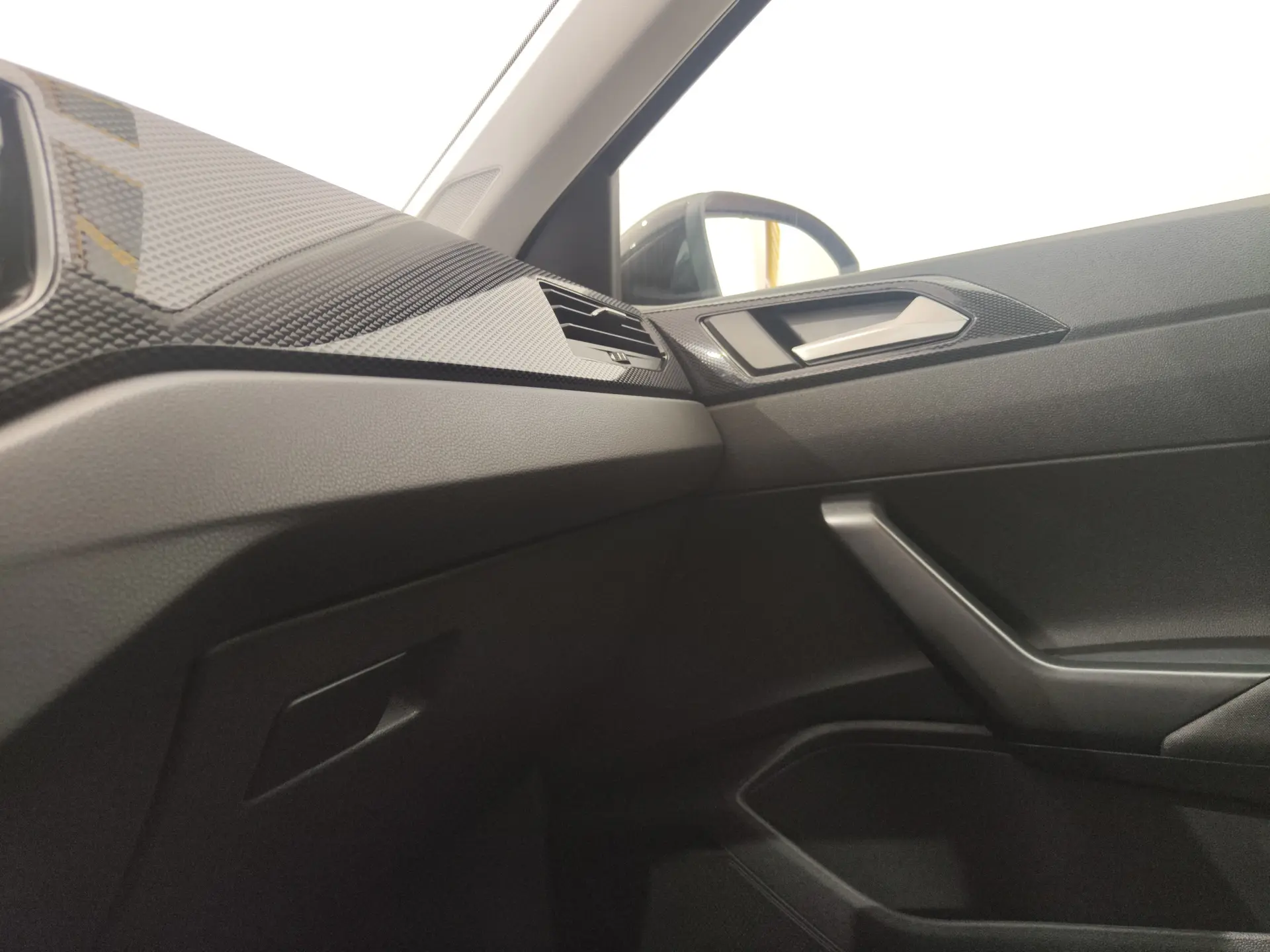 Volkswagen Taigo 1.0 TSI Urban DSG 25
