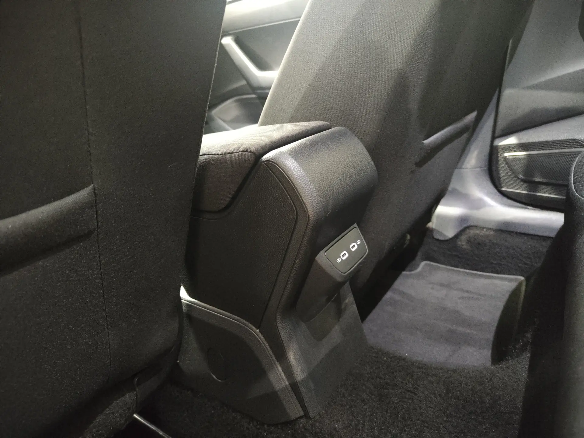 Volkswagen Taigo 1.0 TSI Urban DSG 10