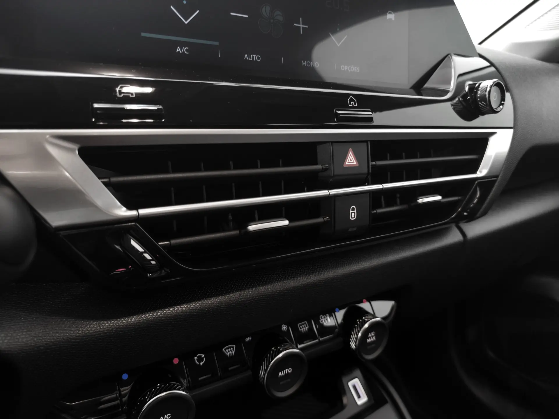 Citroen e-C4 50 kWh Feel 15
