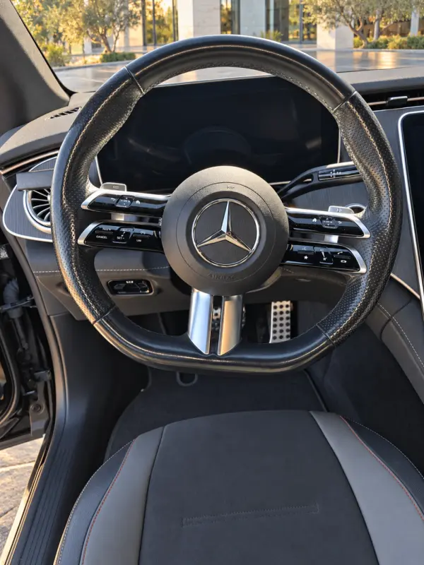 Mercedes-Benz EQE Outro 17