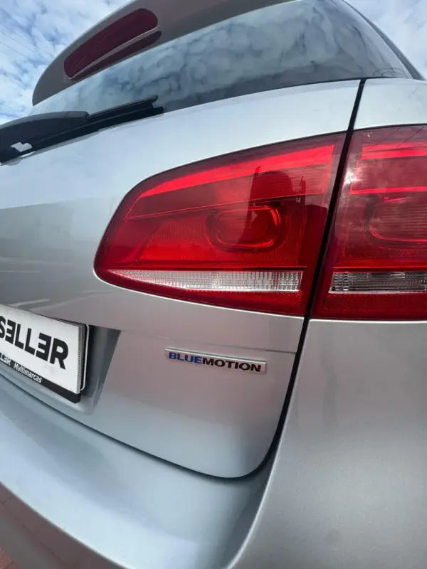 Volkswagen Passat Variant 1.6 TDI BlueMotion Business Edition 6