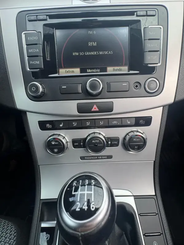 Volkswagen Passat Variant 1.6 TDI BlueMotion Business Edition 7