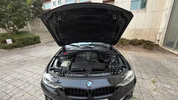 BMW 320 d Auto Line Sport 14