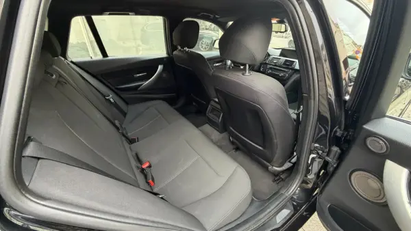 BMW 320 d Auto Line Sport 19