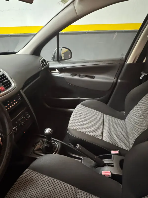 Peugeot 207 1.4 HDi Sport 7