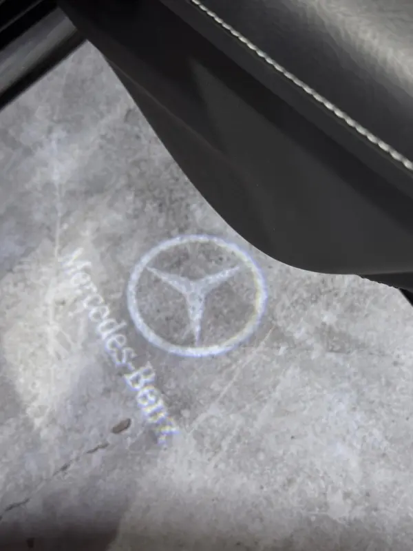 Mercedes-Benz E 300 28