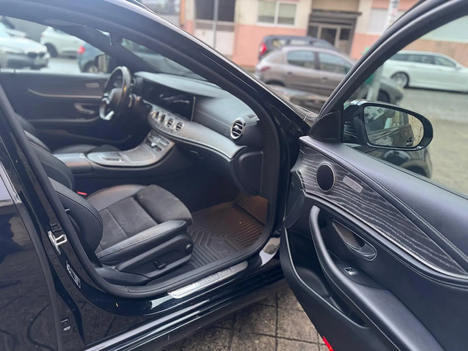 Mercedes-Benz E 300 16