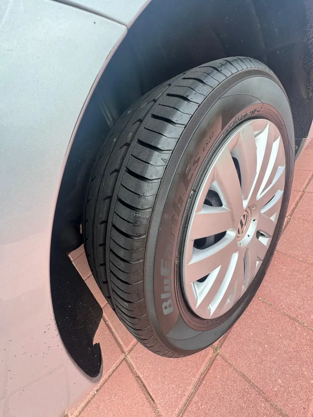 Volkswagen Passat Variant 1.6 TDI BlueMotion Business Edition 5