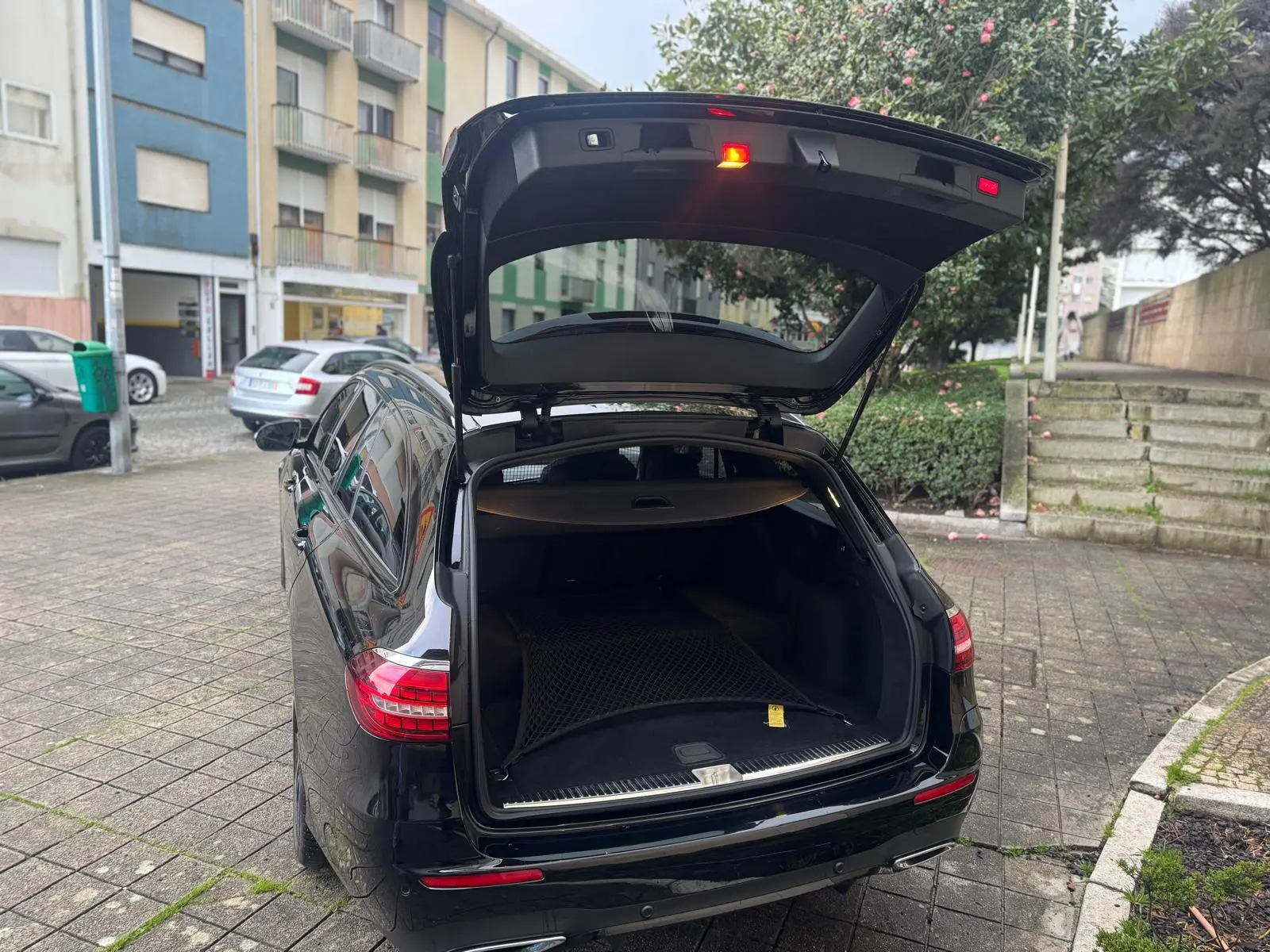 Mercedes-Benz E 300 14