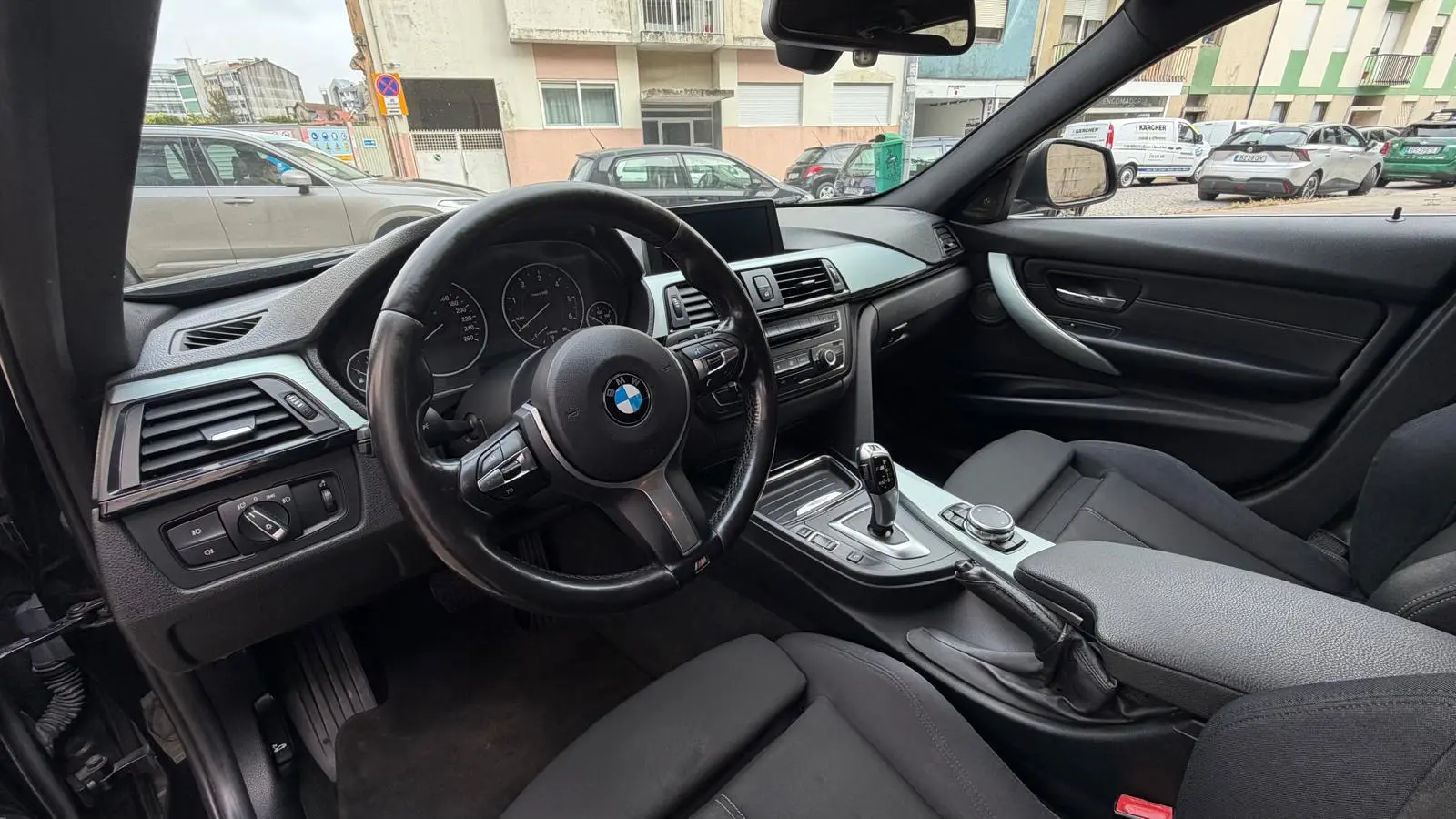 BMW 320 d Auto Line Sport 15