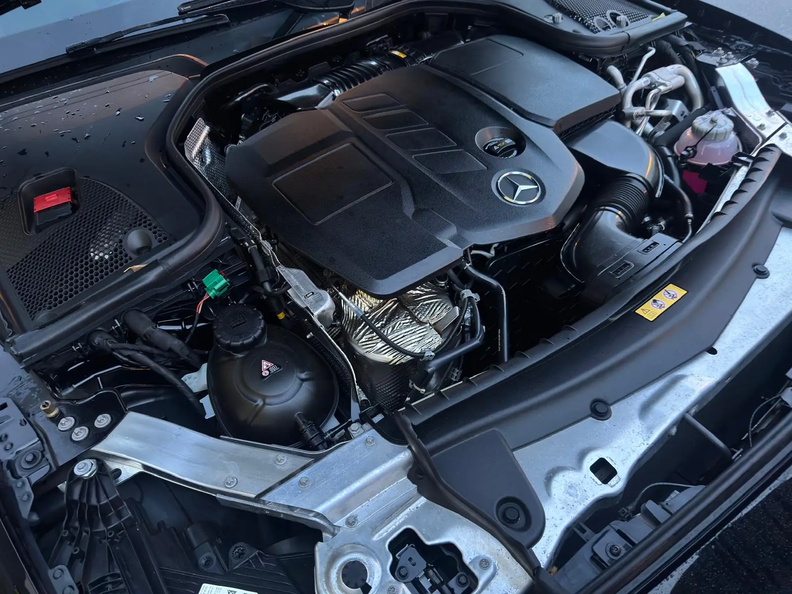 Mercedes-Benz E 300 26