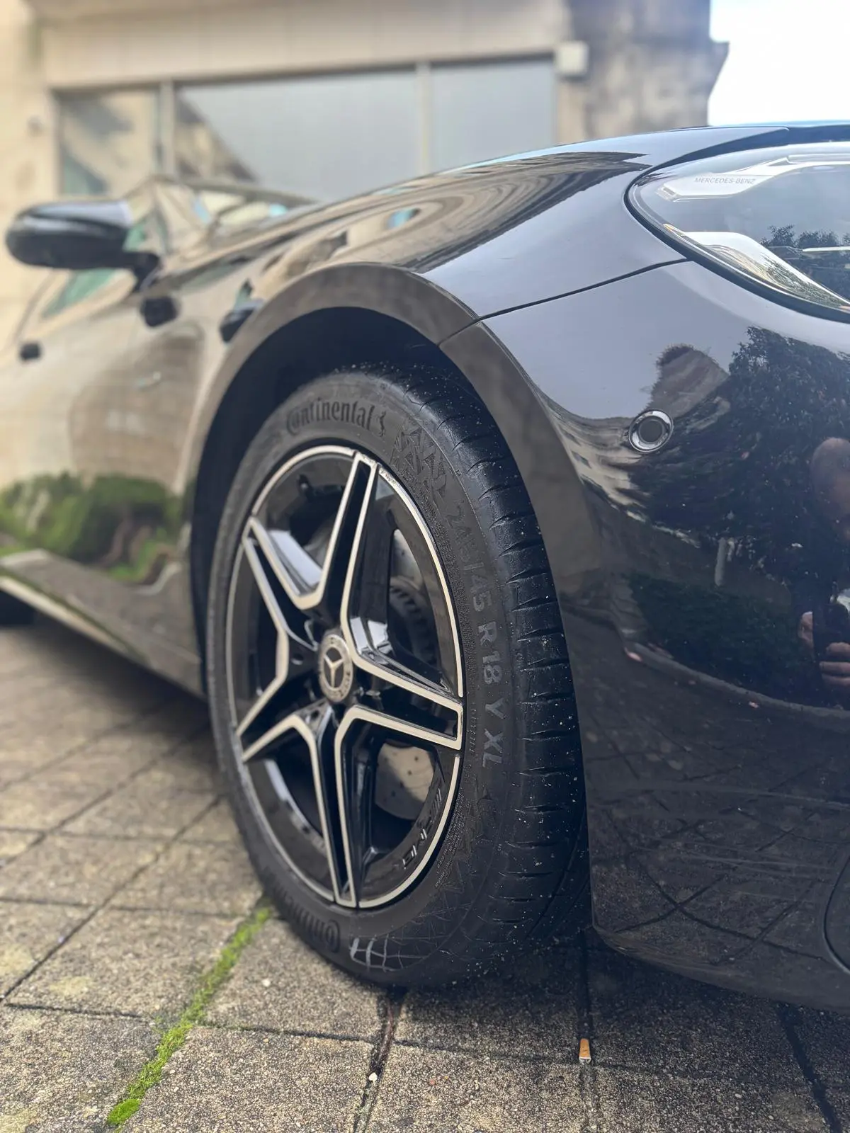 Mercedes-Benz E 300 4