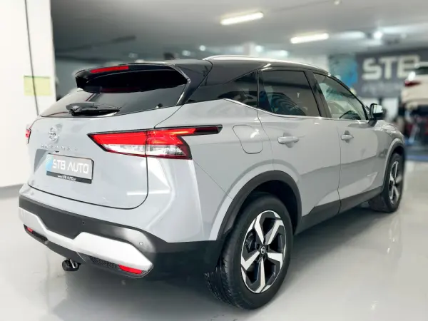 Nissan Qashqai 1.3 DIG-T MHEV Premiere Edition 16