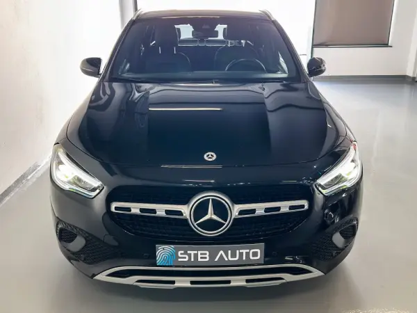 Mercedes-Benz GLA 250 e Progressive 10