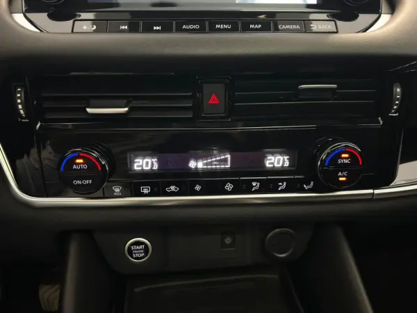 Nissan Qashqai 1.3 DIG-T MHEV Premiere Edition 29