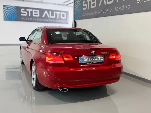 BMW 320 d Cabrio Intense 4