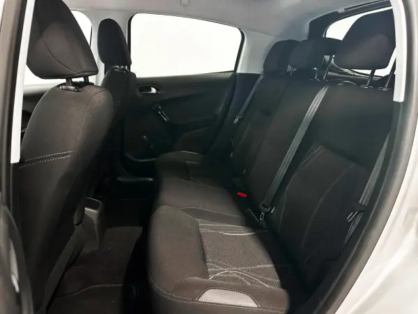 Peugeot 208 1.2 VTi Active 12