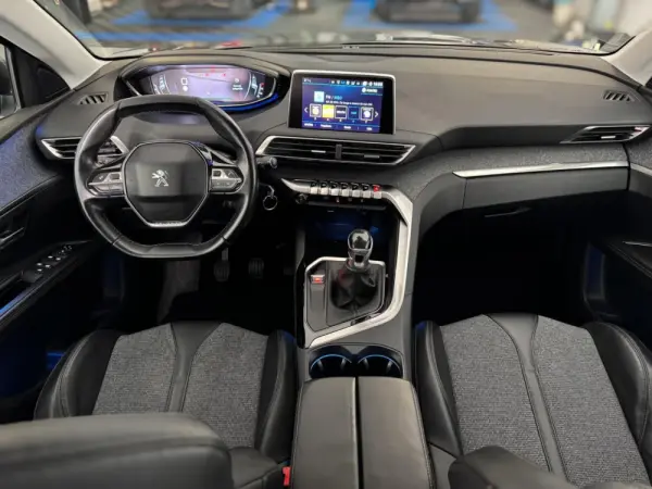 Peugeot 5008 1.5 BlueHDi Allure 7