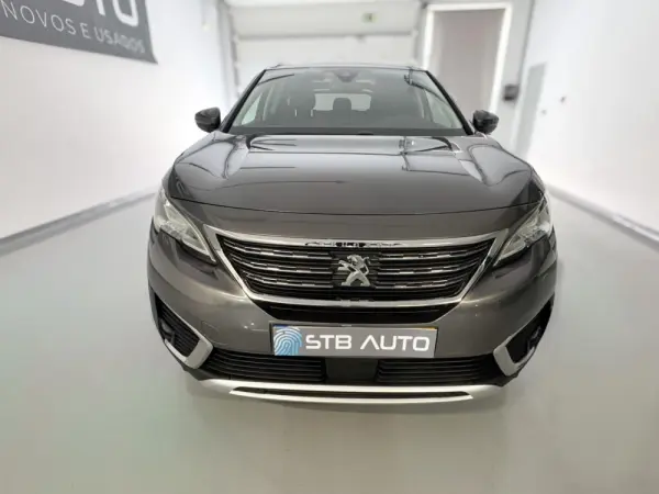 Peugeot 5008 1.5 BlueHDi Allure 19