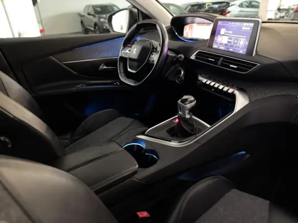 Peugeot 5008 1.5 BlueHDi Allure 33