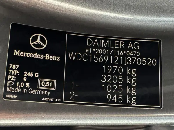 Mercedes-Benz GLA 180 CDi AMG Line 33