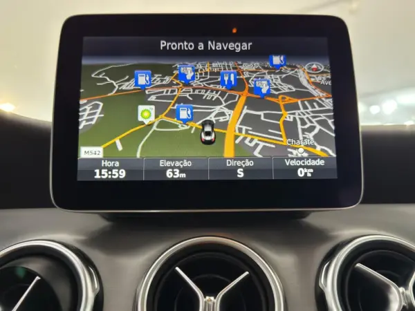 Mercedes-Benz GLA 180 CDi AMG Line 36