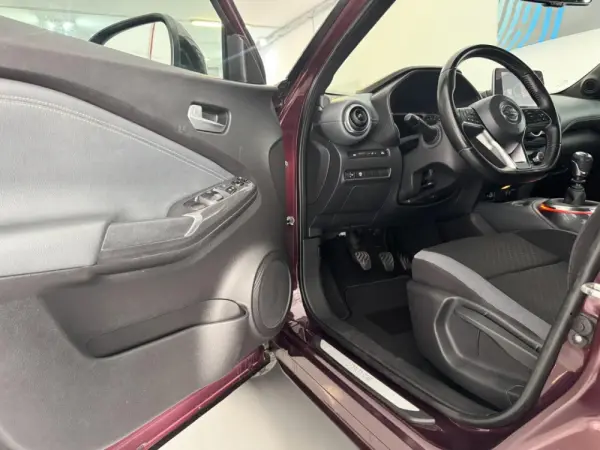 Nissan Juke 1.0 DIG-T N-Design C.Two Tone S. 17