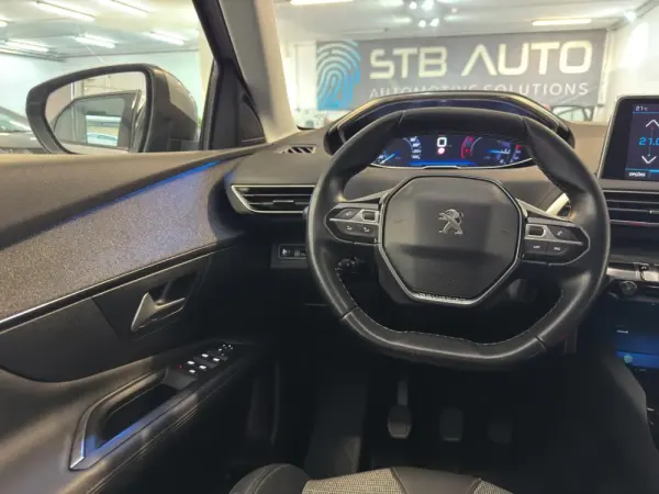 Peugeot 3008 1.5 BlueHDi Allure 16